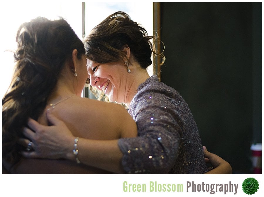 www.greenblossomphotography.com, Della Terra Wedding Photo, Colorado Winter Wedding photo