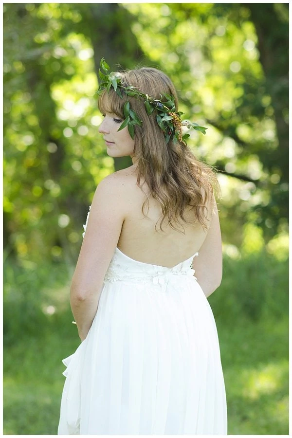 boho bride with greenery crown at Denver Botanic Gardens at Chatfield styled shoot wedding by Denver wedding photographer Jennie Crate