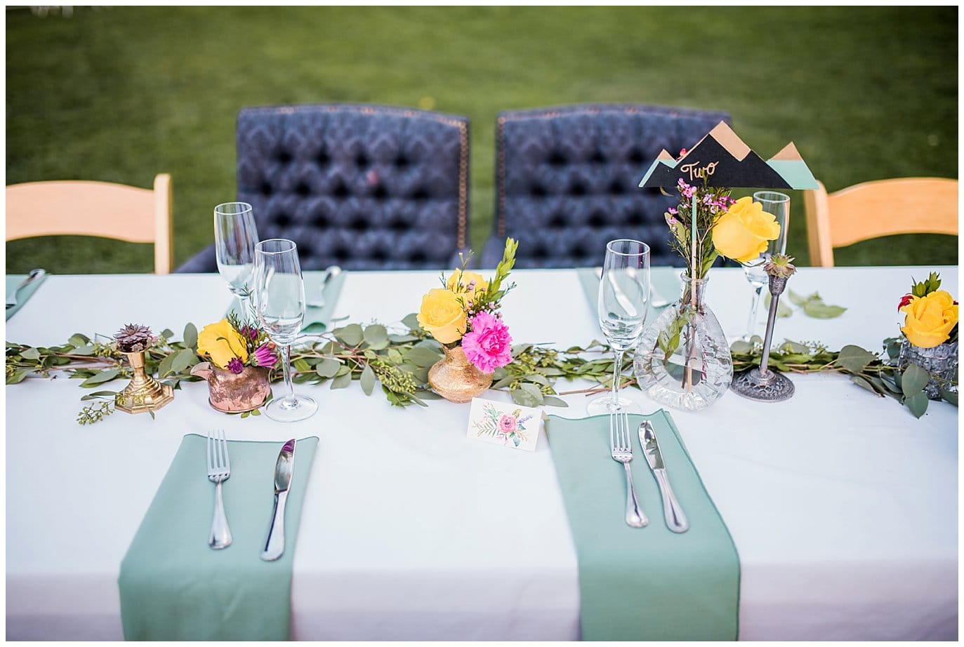 Head table at intimate colorado wedding at Lyons Farmette wedding by Lyons Wedding Photographer Jennie Crate