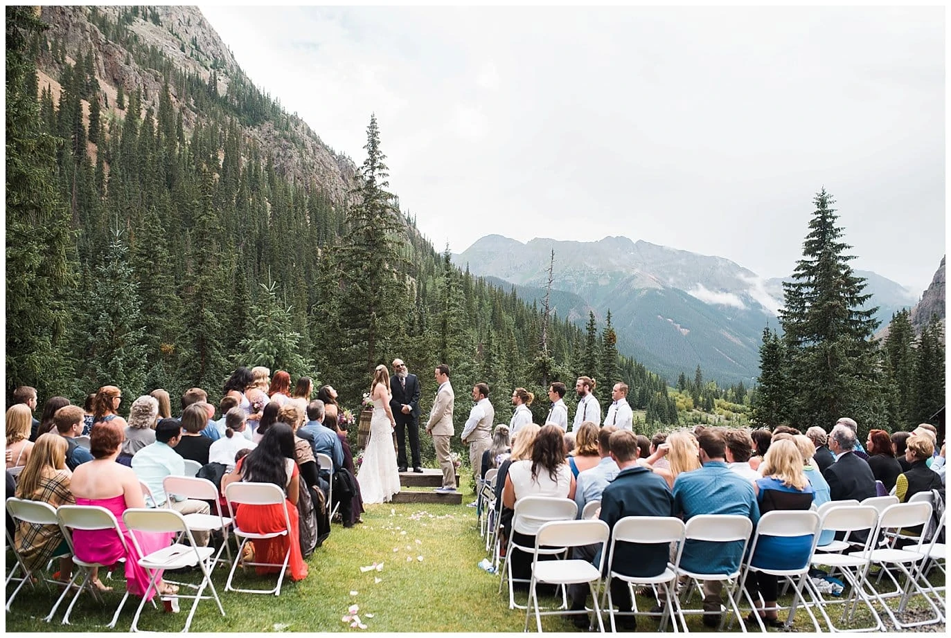 Colorado mountain wedding at Eureka Lodge Wedding by Dillon Wedding Photographer Jennie Crate