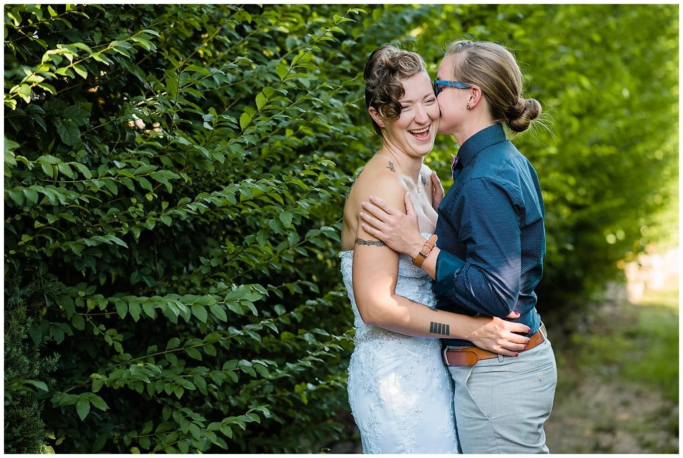 first look at connecticut beach wedding photo