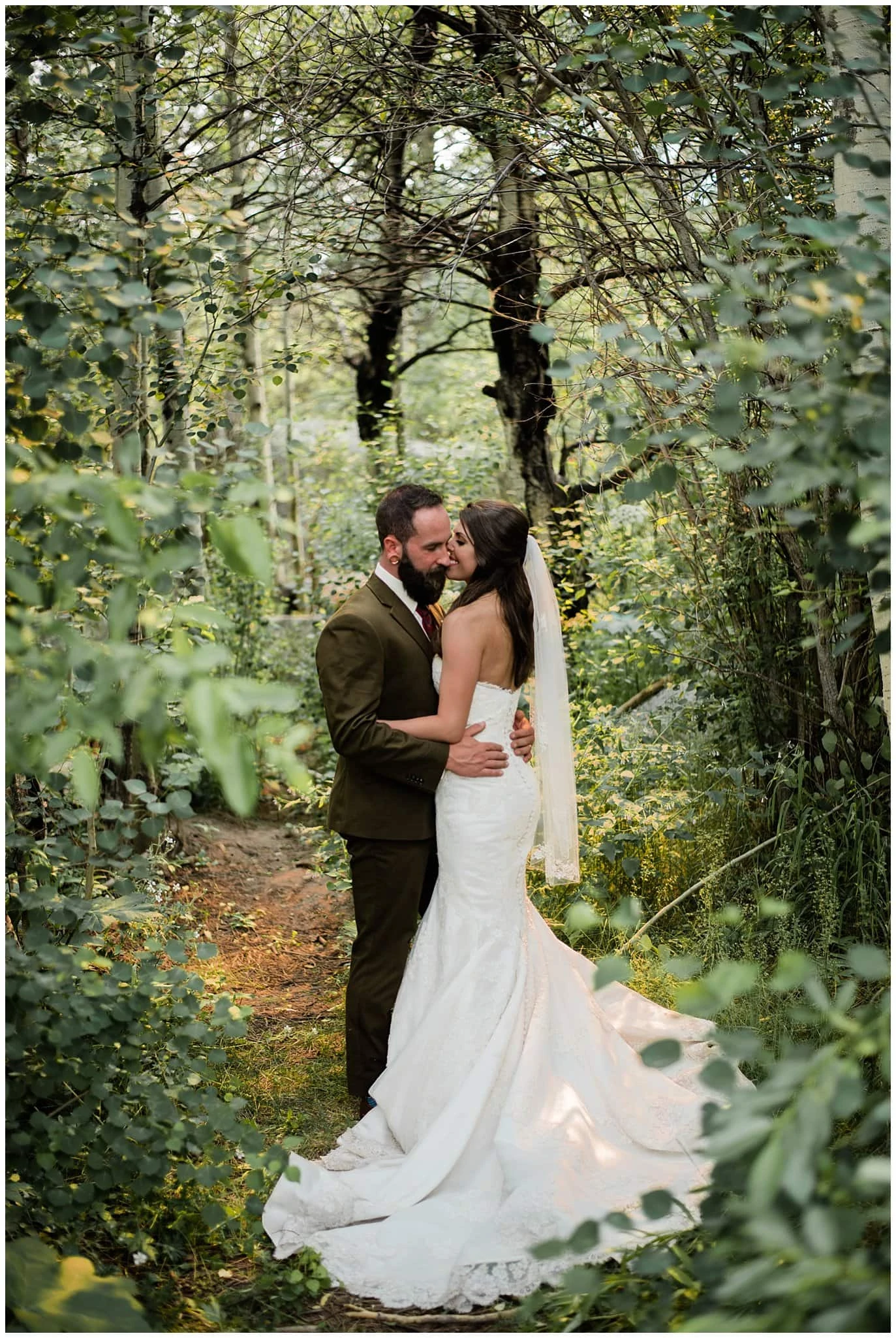 romantic mountain wedding in estes park colorado photo