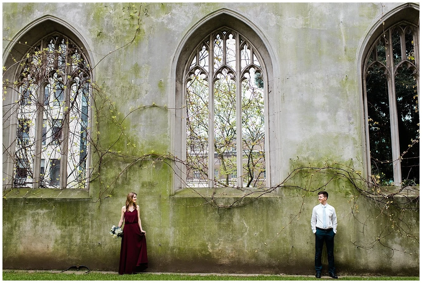 Engagement Photo at St. Dunstan in the East London photo