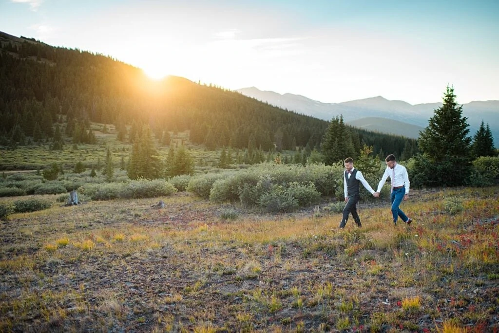 intimate sunset at the top of Boreas Pass at top of Boreas Pass at sunset by Denver Elopement photograpeher Jennie Crate