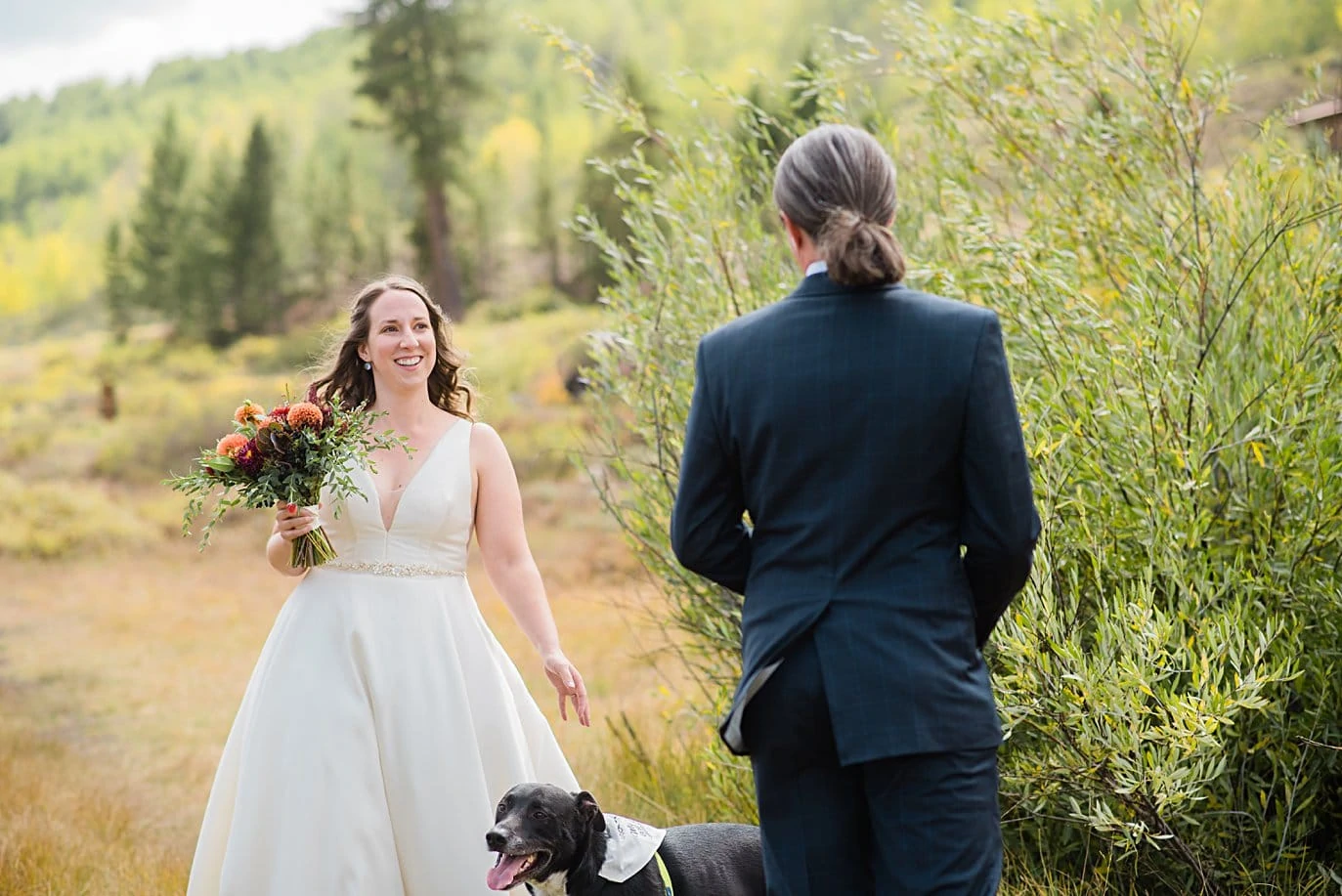 first look at Peanut Lake at Crested Butte Elopement by Crested Butte elopement photographer Jennie Crate