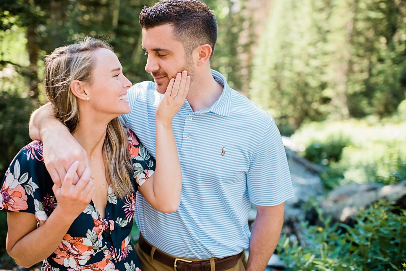 hiking engagement in Rocky Mountain National Park by Lyons wedding photographer Jennie Crate