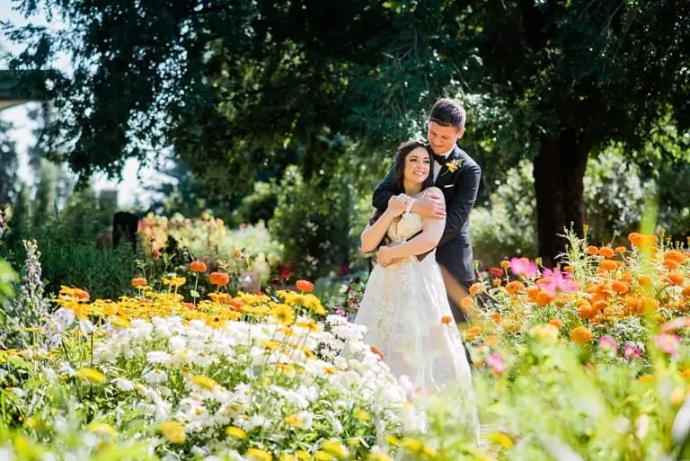 Cliff Castle Estate Intimate Wedding | Rachel and Ryan